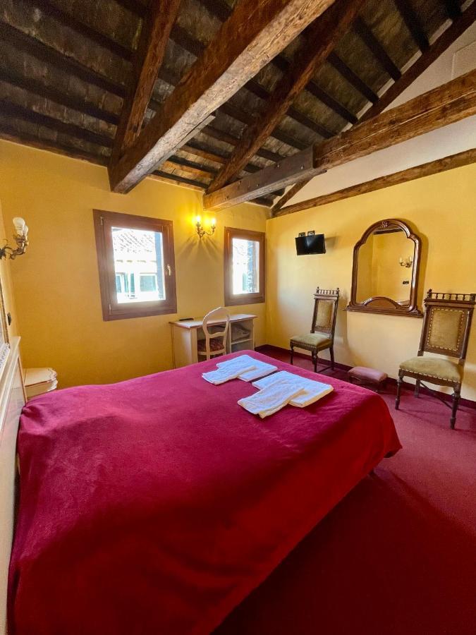 Ai Boteri Vandrerhjem Venezia Eksteriør bilde