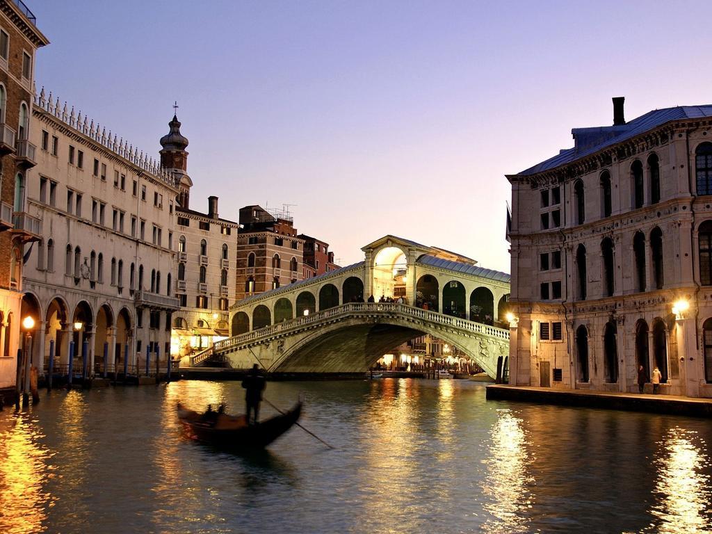 Ai Boteri Vandrerhjem Venezia Eksteriør bilde
