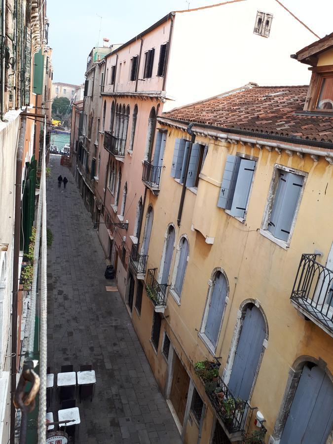 Ai Boteri Vandrerhjem Venezia Eksteriør bilde